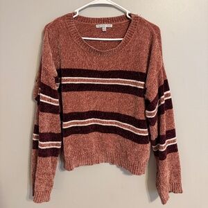W Medium Endless Love Sweater